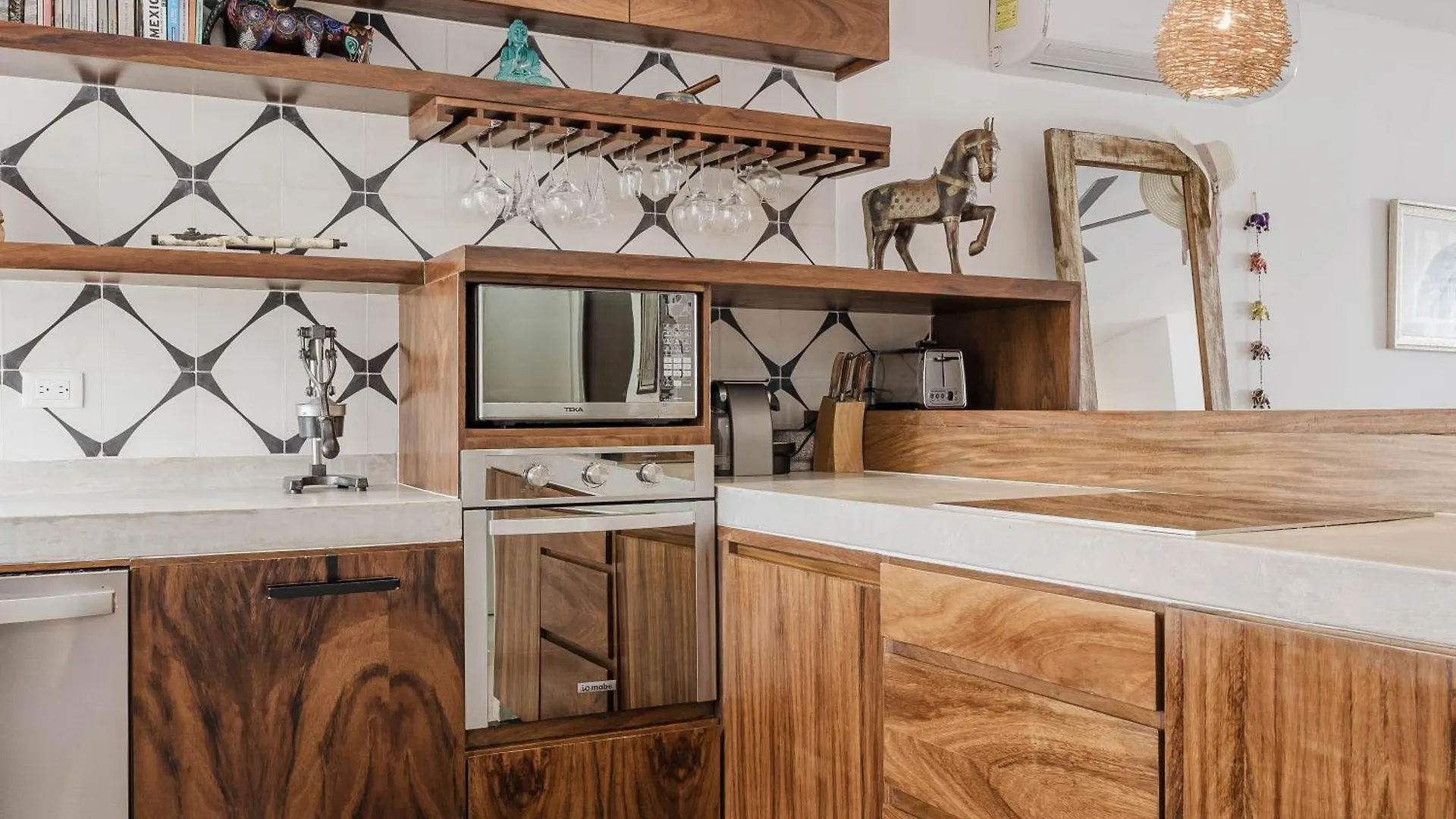 Penthouse With Rooftop And Jacuzzi In Downtown Playa del Carmen